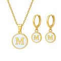 Collar + Aretes Inicial Nácar letra M Mujer